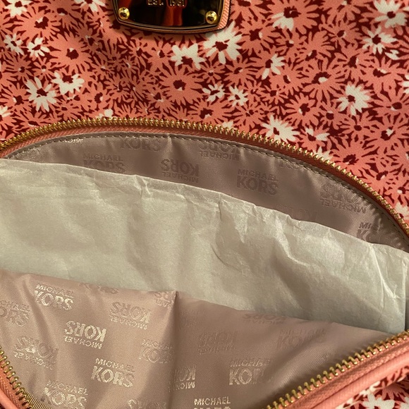 Michael Kors Large floral backpack - Picture 4 of 4